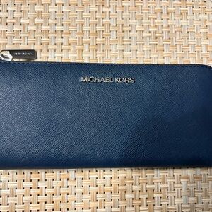 Michael Kors Jet Set Travel Saffiano Leather Large  3/4 Zip Navy Blue Wallet